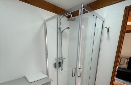 Bouvet Island Cabina | Modern Private Cabin in Praia Da Salema. Ideal for a quiet escape!