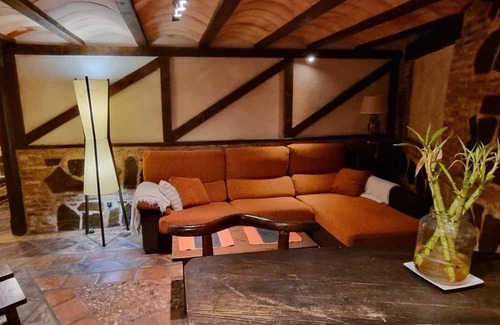 Centro de Toledo Cabaña | Cueva Árabe Reformada por Completo en Pleno Casco Viejo de Toledo