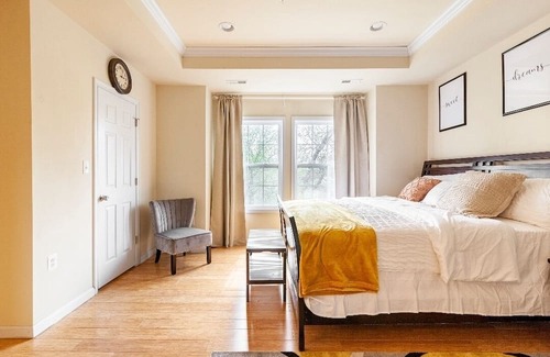 Fairmount Heights Casa | Luxurious & Cozy Room in Washington DC. Nice and quiet.