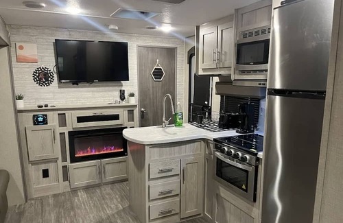 Atascosa Casa | Unique Camper
