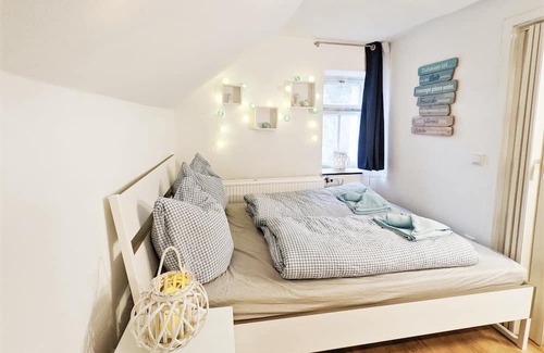 Sebnitz Apartamento | Urlaubsidylle mit Pool&terrasse · H6