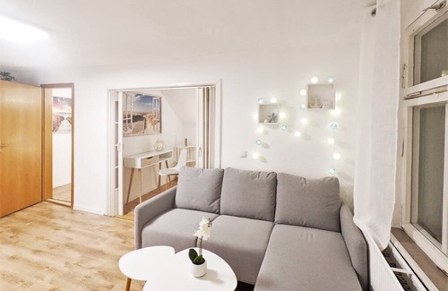 Sebnitz Apartamento | Urlaubsidylle mit Pool&terrasse · H6