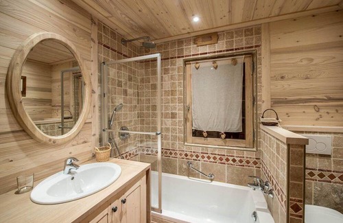 Meribel Villa | Apartment Lac de la Chambre Bleue
