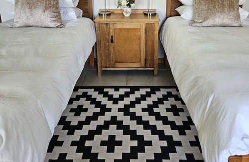 Swellendam Otro | Lowergroen Guestfarm, Working Farm