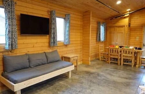 Sunset Casa | Hemlock Cabin at Keowee-Toxaway ADA Accessible, Hemlock Cabin at Keowee-Toxaway ADA Accessible