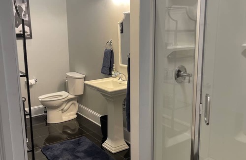 Bethlehem Apartamento | Beautiful renovated studio on Historic Bethlehem’s Main Street