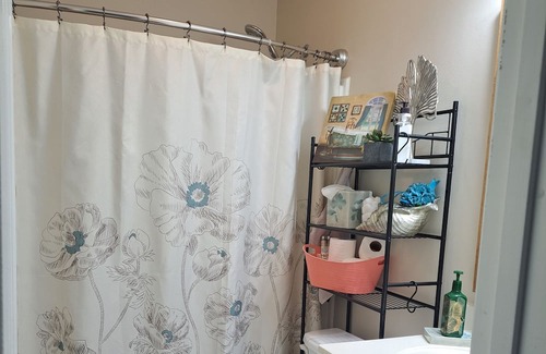 Hoover Casa | Cozy 2 bed 2.5 bath & office-Great for traveling professionals
