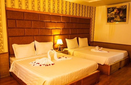 Binh Chanh Hotel | Win Hotel by Bay Luxury