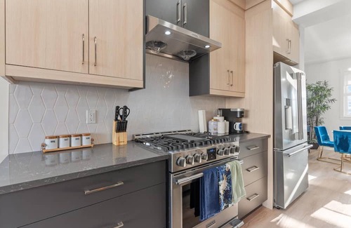Chilliwack Proper Village West Casa | Chilliwack Gem 3BR, Studio Bliss
