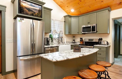 Pittman Center Cabina | 2MilesToNationalPark/15Min2Gatlinburg/FirePit