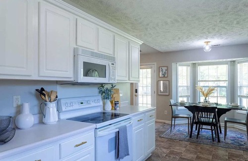 East Fayetteville Casa | Modern Charm: 3BR Home in the Heart of Raeford