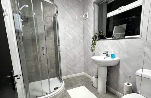 Olton Apartamento | Stylish Stay 10 mins from NEC, HS2 & BHX Airport