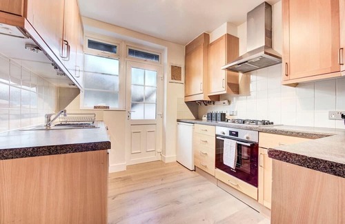 Cleveland Apartamento | This apartment is a 2 bedroom(s), 1 bathrooms, located in London, England.