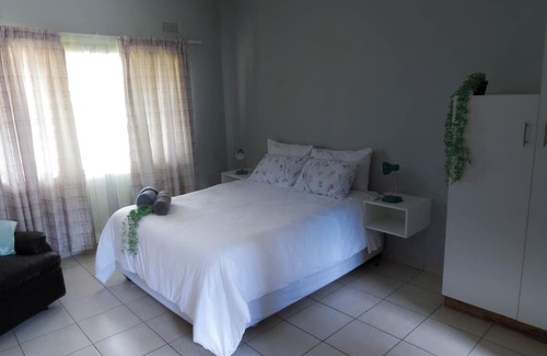 Siphofaneni Cabina | Asphumule Lodge