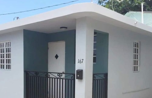 Aguadilla Pueblo Casa | Bienvenidos a Kasita! Close to the beach!