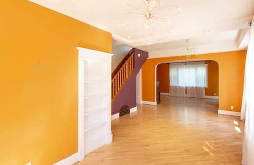 Hinton Casa | Air Conditioned 5-Br/3-Ba | Private Pool & Hot Tub | Pool Table & Home Theatre