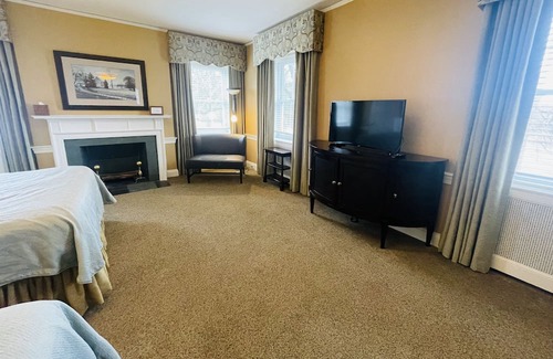 Clemmons Apartamento | Lusting Room 2queen - Non- Smoking- No Pet