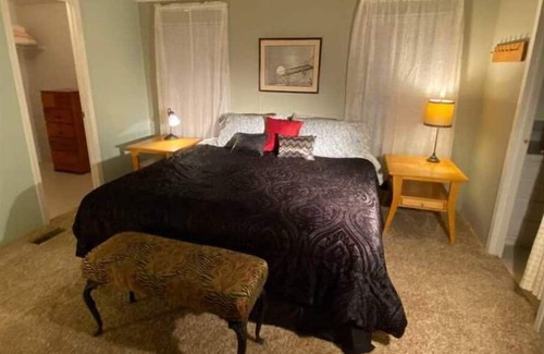 Pittsboro Casa | A private, comfy home on 24 acres, DeerField.