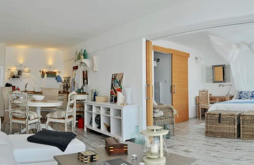 Loiba Casa | The Hidden Secret on the Cliff
