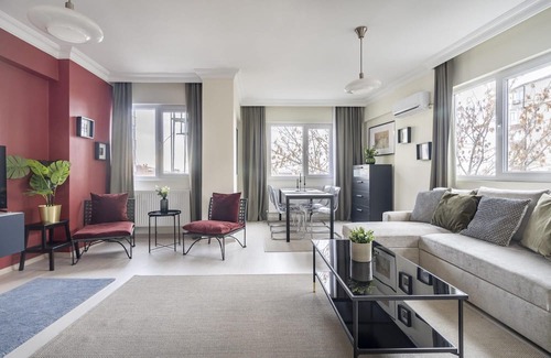 Bostanci Apartamento | Missafir Modern Flat with Balcony on Bagdat Street
