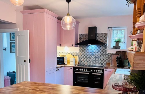 Pontsticill Casa | Idyllic Location | Great for Groups