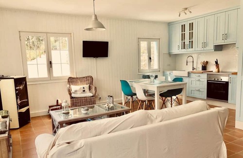 Ortigueira Casa | The Cliffs - Surf Lodge Esteiro