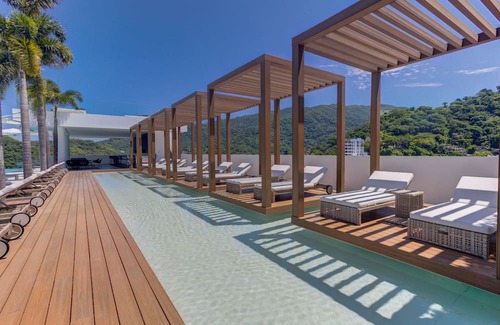 Emiliano Zapata Apartamento | Spectacular Corner SohoPV w/th Ocean/Mountain View