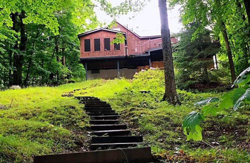 Gooderham Cabaña | Spacious Cottage on the shores of Contau Lake