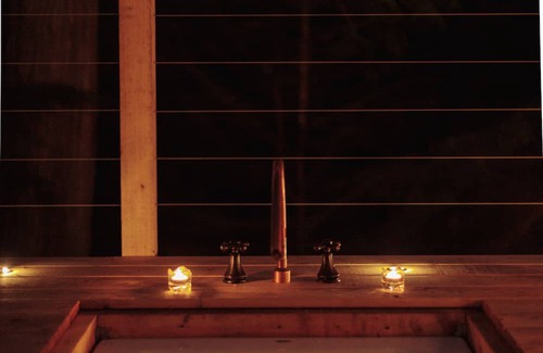 Bowen Island Apartamento | Blue Suite at The Ark on Bowen