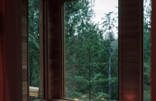Bowen Island Apartamento | Blue Suite at The Ark on Bowen