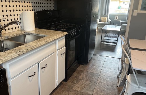 Shawnee Casa | Cozy two bedroom home near downtown Shawnee