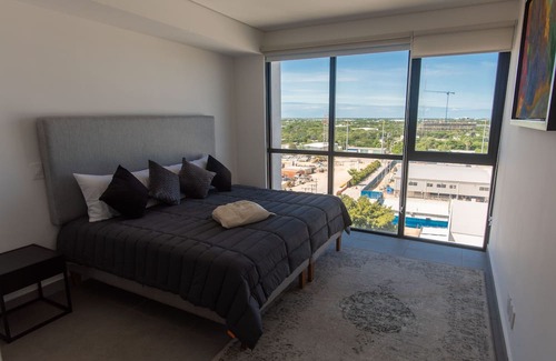 Xcumpich Apartamento | New Deluxe Unit, Signature Condominium by The Harbor