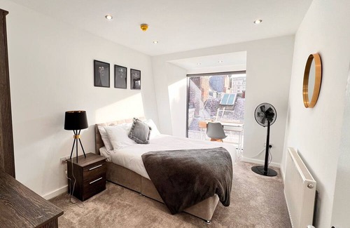 Liverpool City Centre Apartamento | 1.2km from the city centre! & Liverpool John Lennon Airport, 14 km away.