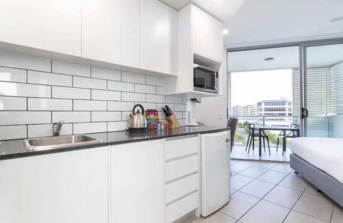 Birtinya Apartamento | 1 Bedroom apart Sunny coast
