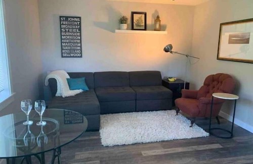 Warren Apartamento | Secluded Luxury Escape 30 Minutes From Portland