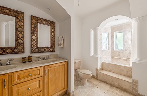 Juárez Casa | Spectacular 3BR Home with Pool, Jacuzzi & Views of Lands End - 5 Mins from Downtown!