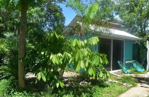 Cocles Cabina | El Tucán Feliz - Little guest house 5 minutes walk to the beach!