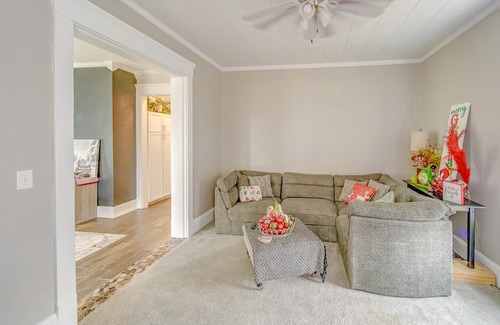Decatur Casa | Tesla Charger!! Remodeled 5 bed! Sleeps 12.