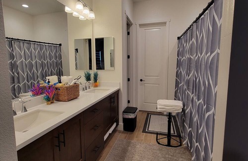 Lathrop Casa | Beautiful cozy, fully furnished, brand new, lake house with private deck.