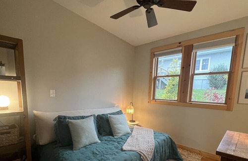 Mars Hill Casa | Tiny Home in Mars Hill with outdoor sauna , 15 min from downtown Asheville