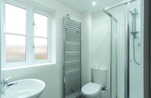 Birmingham Casa | Luxury Executive Home in Birmingham