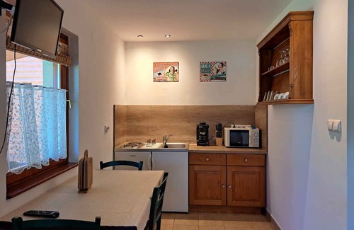 Tiszafured Casa | Holiday home with outdoor pool and WiFi