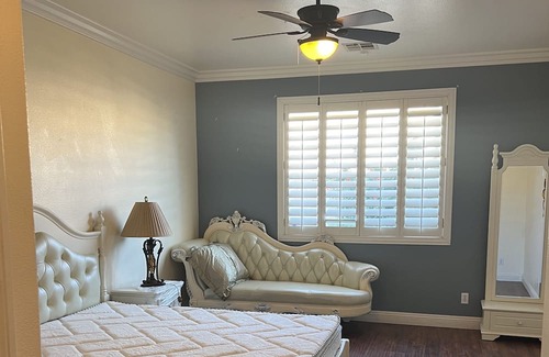 Rhodes Ranch Casa | “5BR Luxe Home + office, Private Pool & Spa in Rhodes Ranch golf court - Vegas!”