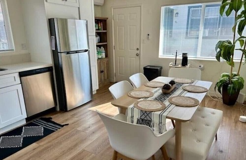 Lincoln Acres Casa | Peaceful Cottage near San Diego w/ WD