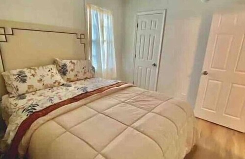 Warner Robins Casa | Cool Duplex "A" for Mid to Long Stays