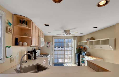 Hampton Cabaña | This fully furnished beach cottage is the perfect summer escape!