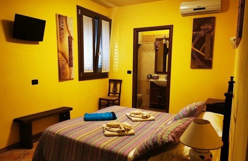 Occhiobello Cama Y Desayuno | Bed & Breakfast La Corte Ferrara