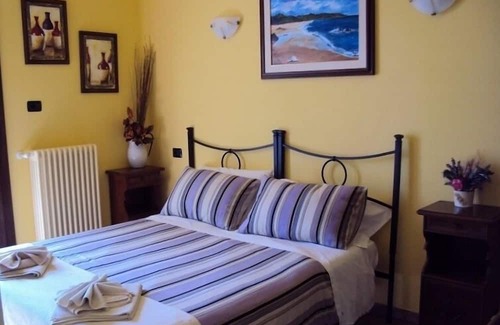 Occhiobello Cama Y Desayuno | Bed & Breakfast La Corte Ferrara