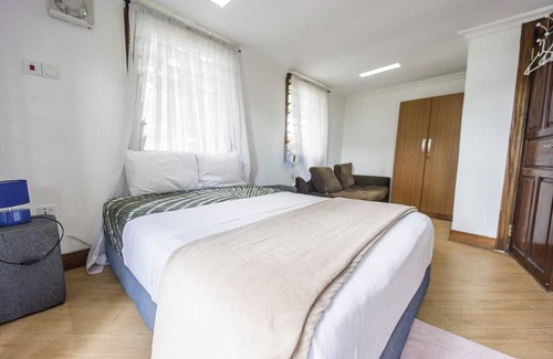 Aburi Cama Y Desayuno | Cosy, personal, family-friendly nature retreat surrounded by trees and fresh air