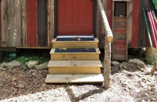 Means Cabina | Glamping Unit #3 - Punkin Hollow Resort